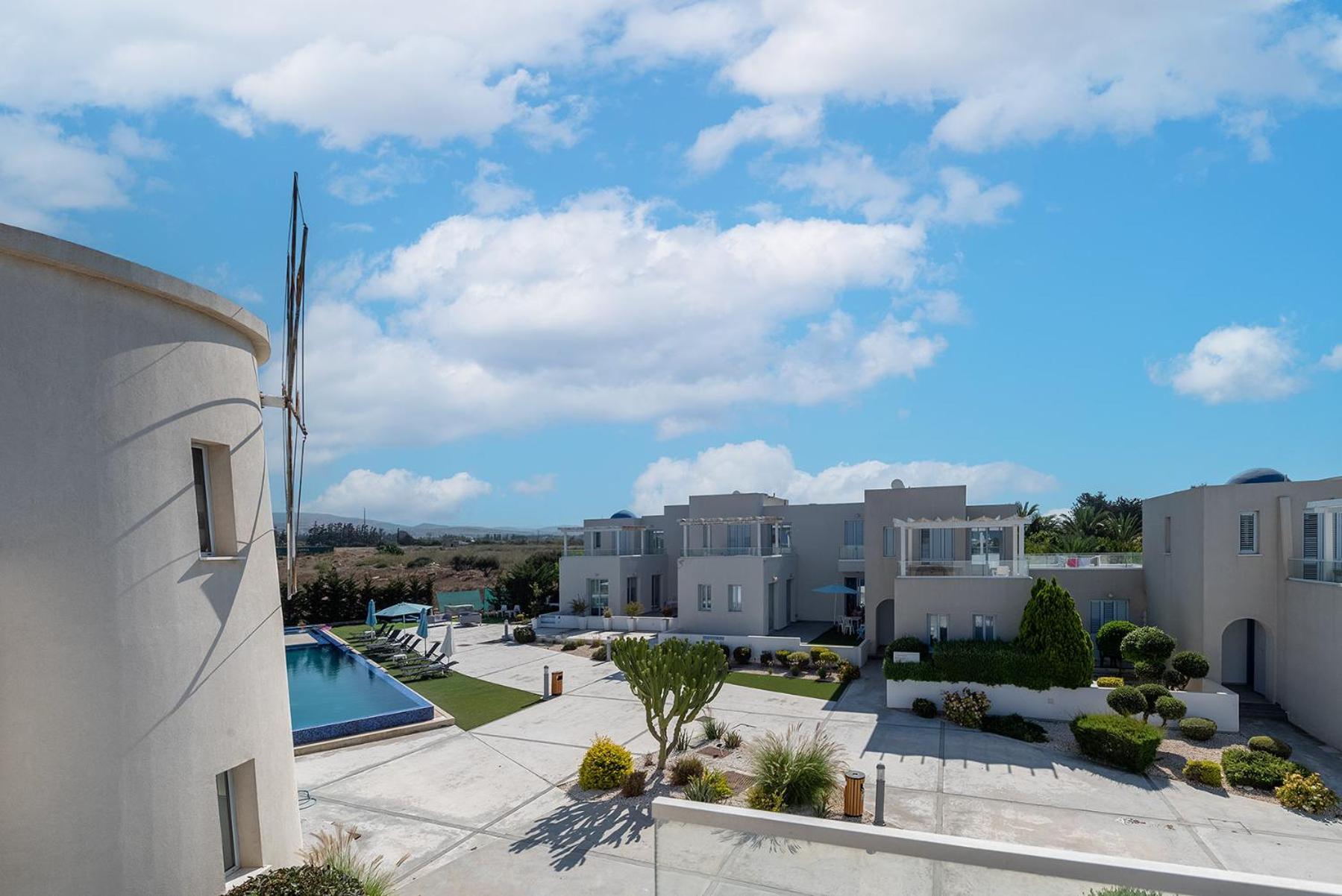 Blue Diamond Beach Villas Paphos 外观 照片