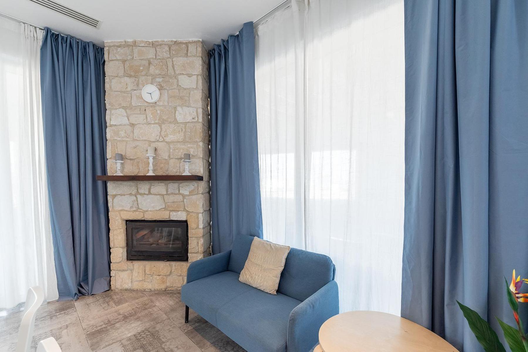 Blue Diamond Beach Villas Paphos 外观 照片