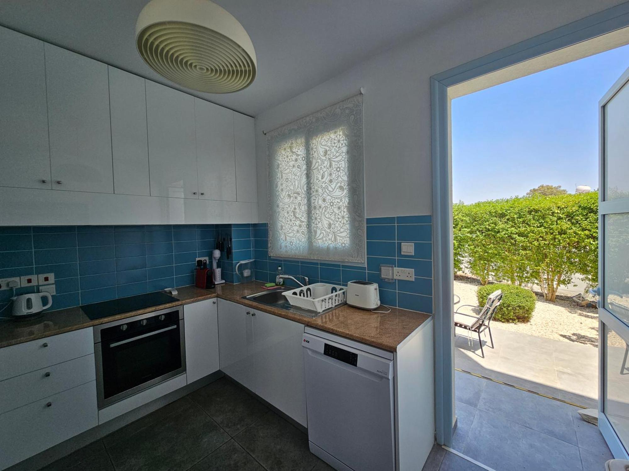 Blue Diamond Beach Villas Paphos 外观 照片