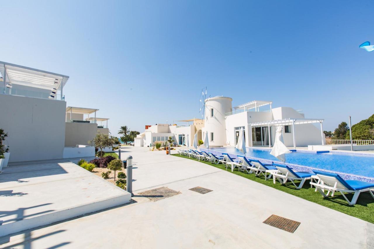 Blue Diamond Beach Villas Paphos 外观 照片